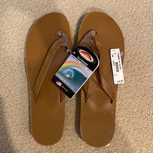 Womens Rainbow Leather (tan) sandals. New with tags.
